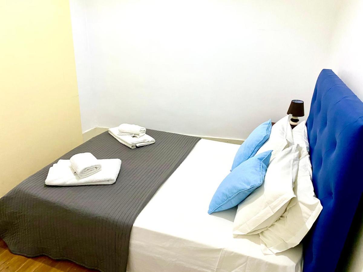 Relax Chiado 3 - Cute Little Double Room With Shared Bathroom Lisboa Ngoại thất bức ảnh