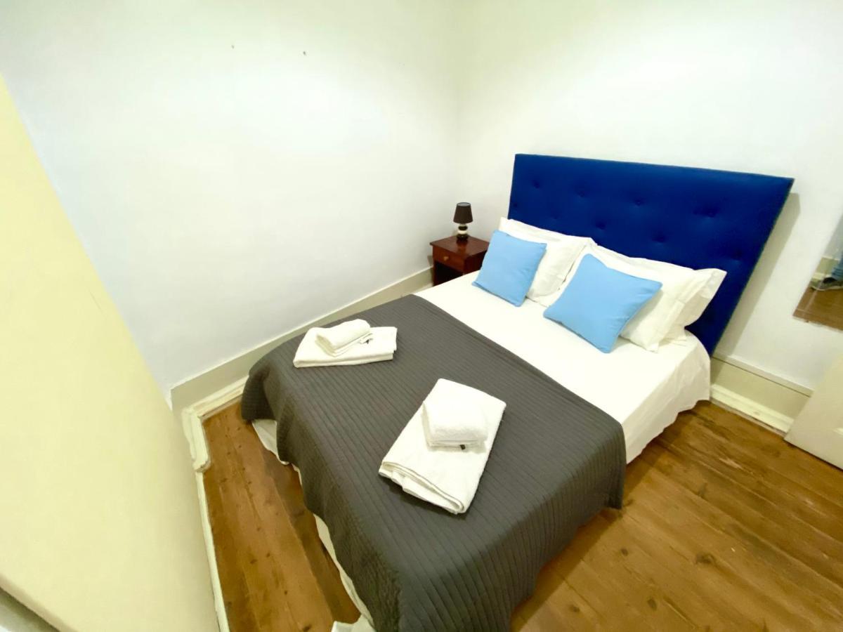 Relax Chiado 3 - Cute Little Double Room With Shared Bathroom Lisboa Ngoại thất bức ảnh